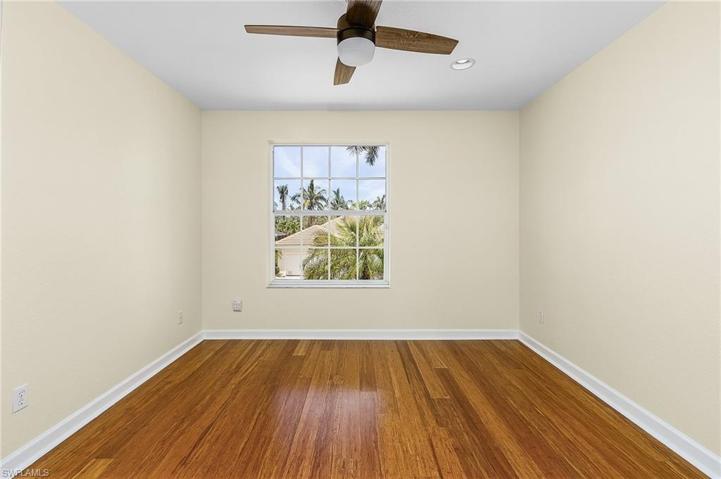 Upstairs Guest Bedroom #3