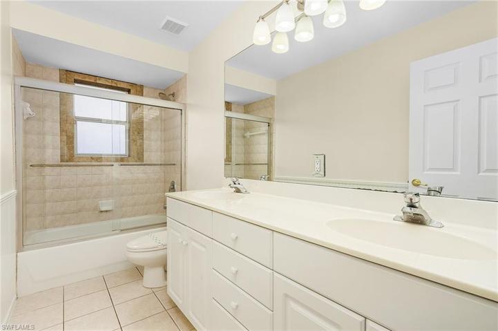 Upstairs Guest Bathroom