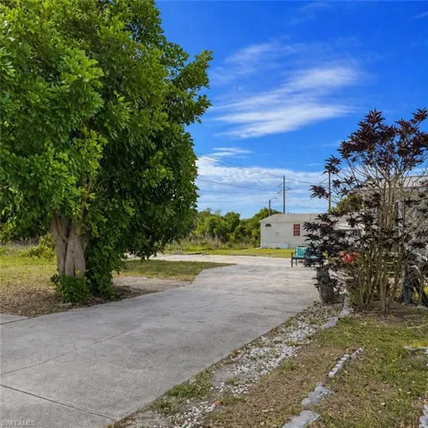 2520 Brownell Ct, North Fort Myers, Florida 33917
