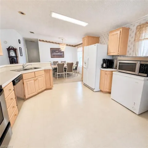 2520 Brownell Ct, North Fort Myers, Florida 33917
