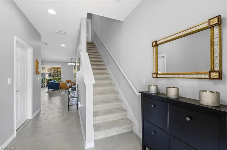 Entry way