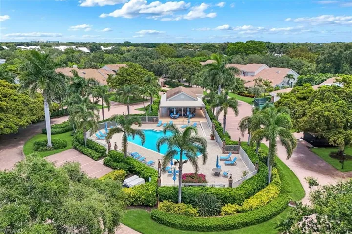 6619 Trident Way, Naples, Florida 34108