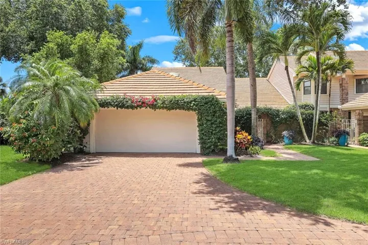 6619 Trident Way, Naples, Florida 34108