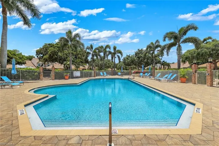 6619 Trident Way, Naples, Florida 34108