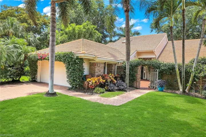 6619 Trident Way, Naples, Florida 34108