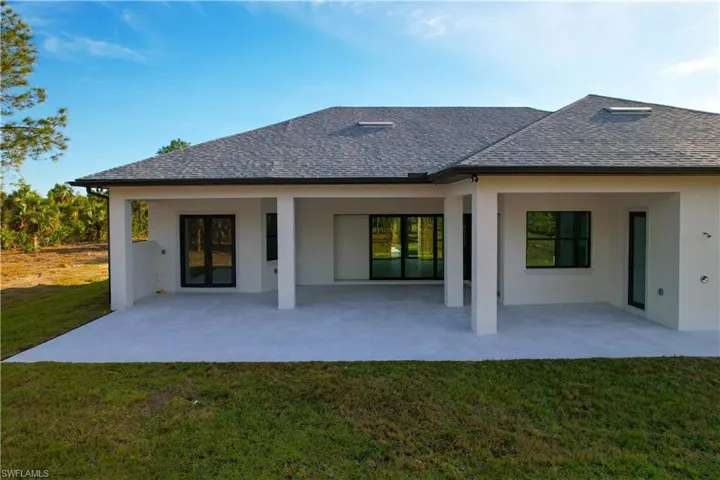 2583  18th SE AVE, Naples, FL 34117