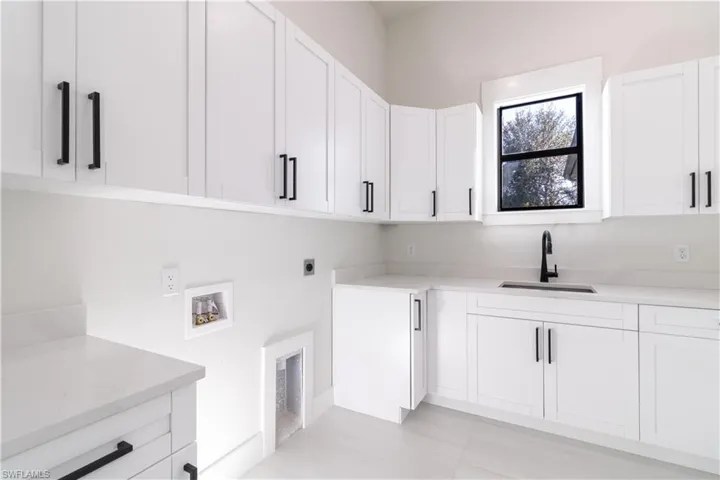 2583  18th SE AVE, Naples, FL 34117
