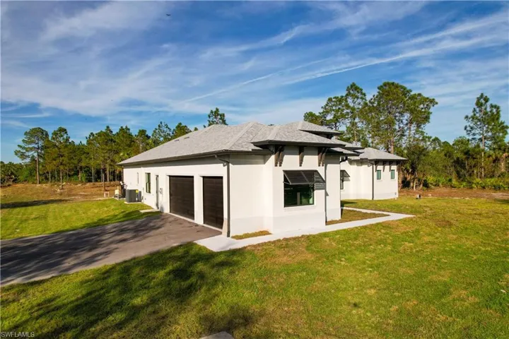 2583  18th SE AVE, Naples, FL 34117