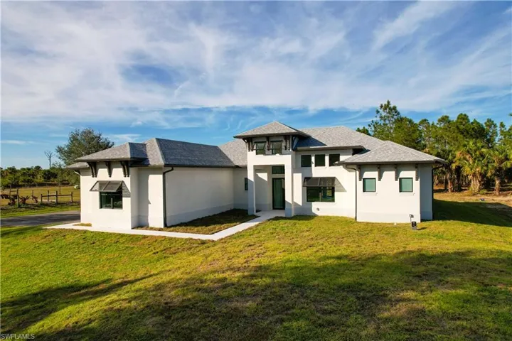 2583  18th SE AVE, Naples, FL 34117