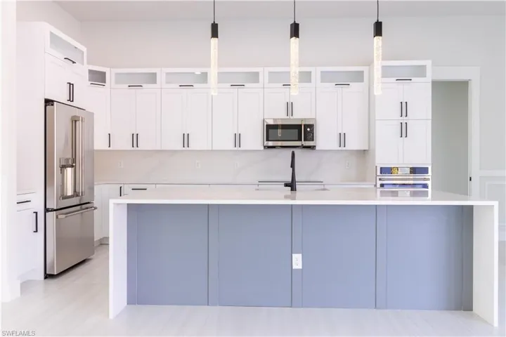 2583  18th SE AVE, Naples, FL 34117