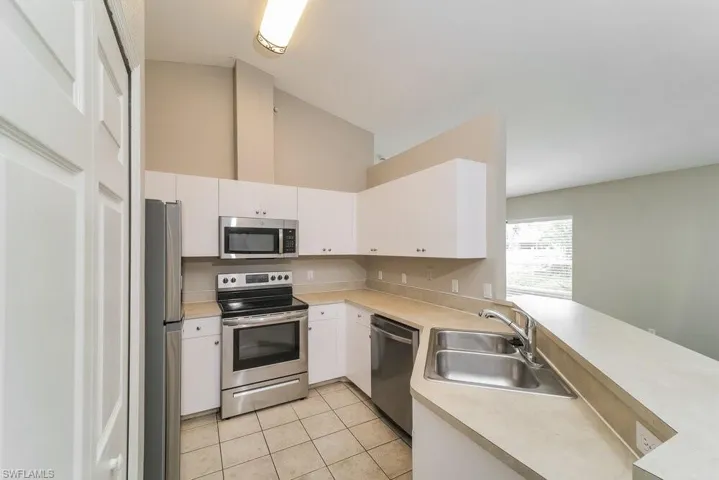 4417 Sw 7th Ave, Cape Coral, Florida 33914