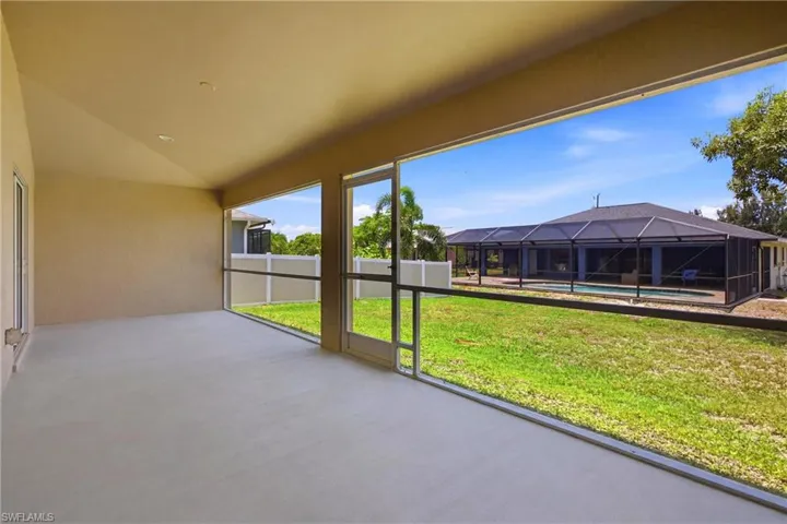 2600 Sw 1st St, Cape Coral, Florida 33991