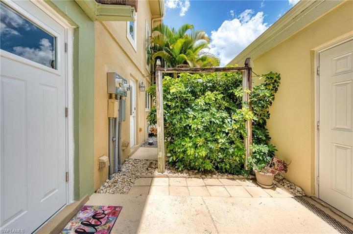 Courtyard between garage and home
