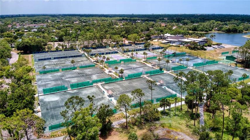 Hartru tennis courts and clubhouse at Naples Bath and Tennis