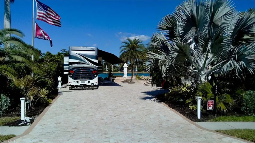 4565 Southern Breeze Dr, Naples, Florida 34114