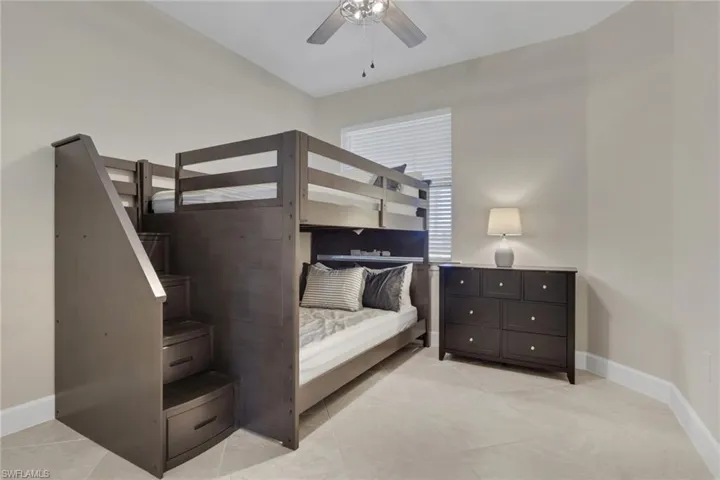 Guest bedroom