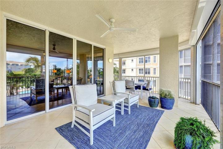 Spacious Lanai