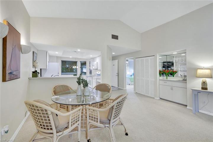 660  Wiggins Bay  DR, Naples, FL 34110