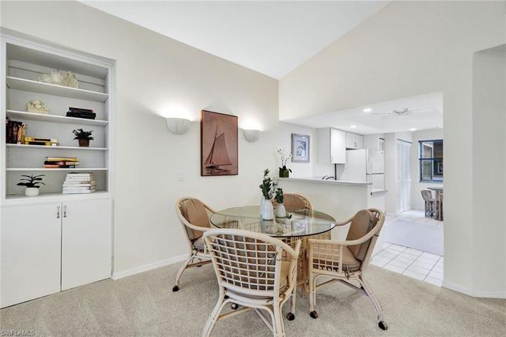 660  Wiggins Bay  DR, Naples, FL 34110