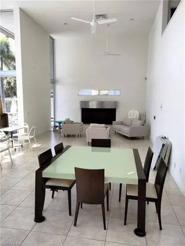 142  Santa Clara  DR, Naples, FL 34104