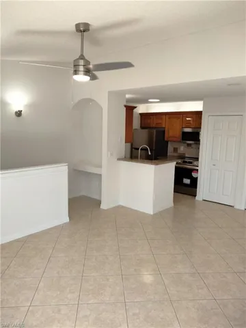 142  Santa Clara  DR, Naples, FL 34104