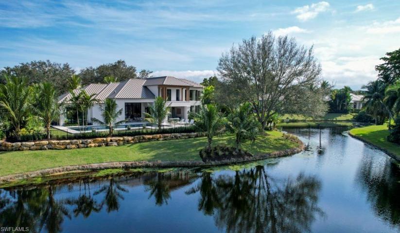 Panoramic Lake Views