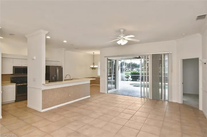8685 Cedar Hammock Blvd, Naples, Florida 34112