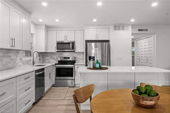 1549 Sandpiper St # 76, Naples, Florida 34102