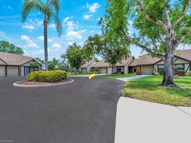 13124  Hampshire  CT, Fort Myers, FL 33919