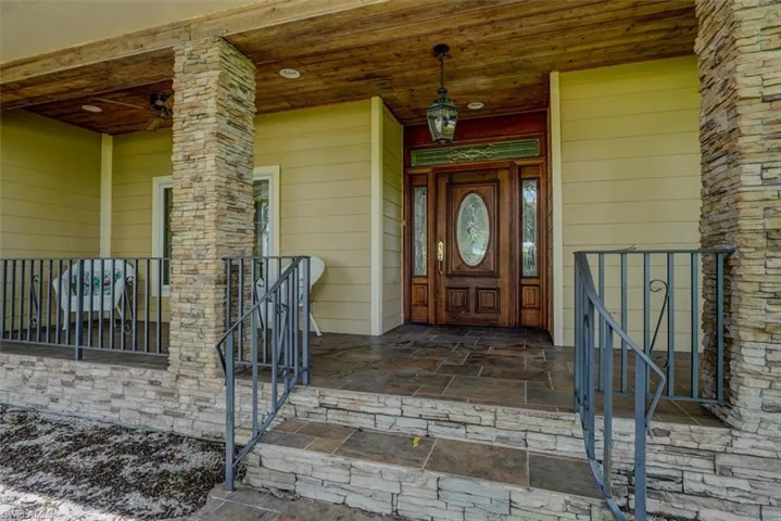 3144 Shell Ln, Labelle, Florida 33935