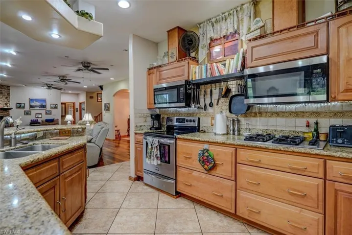 3144 Shell Ln, Labelle, Florida 33935