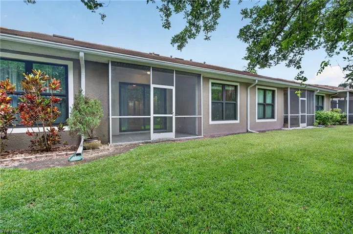 7745 Woodbrook Cir 3703, Naples, Florida 34104