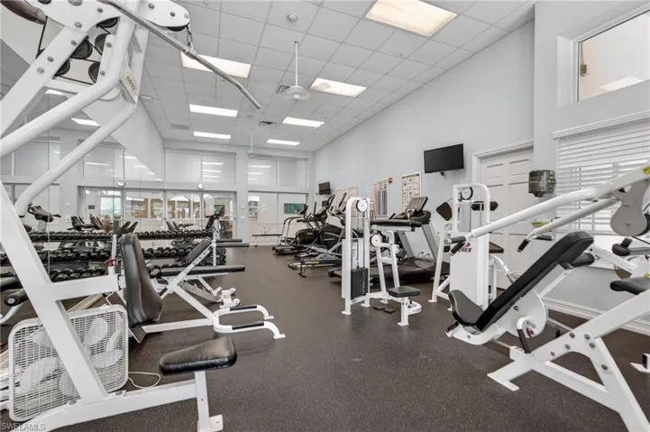 7745 Woodbrook Cir 3703, Naples, Florida 34104