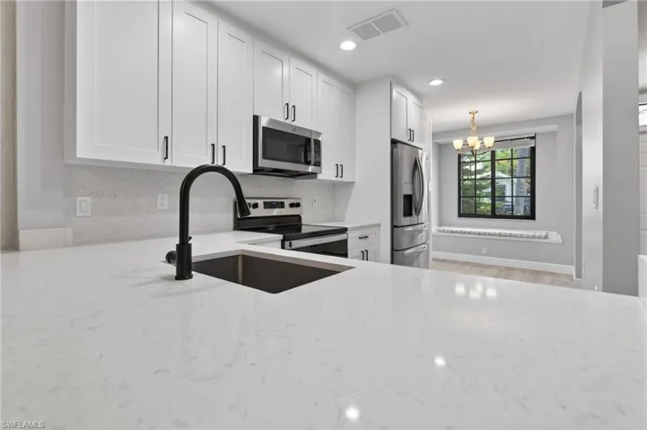 7745 Woodbrook Cir 3703, Naples, Florida 34104
