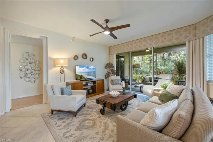 1760 Tarpon Bay Dr S 102, Naples, Florida 34119