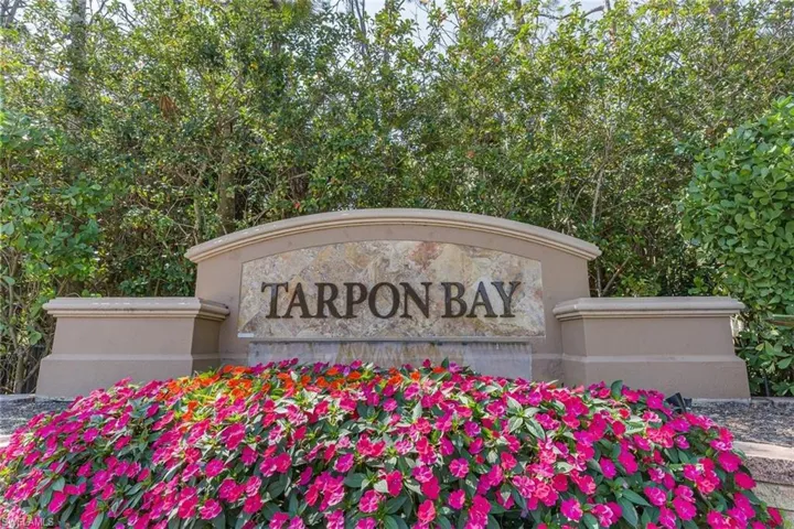 1760 Tarpon Bay Dr S 102, Naples, Florida 34119