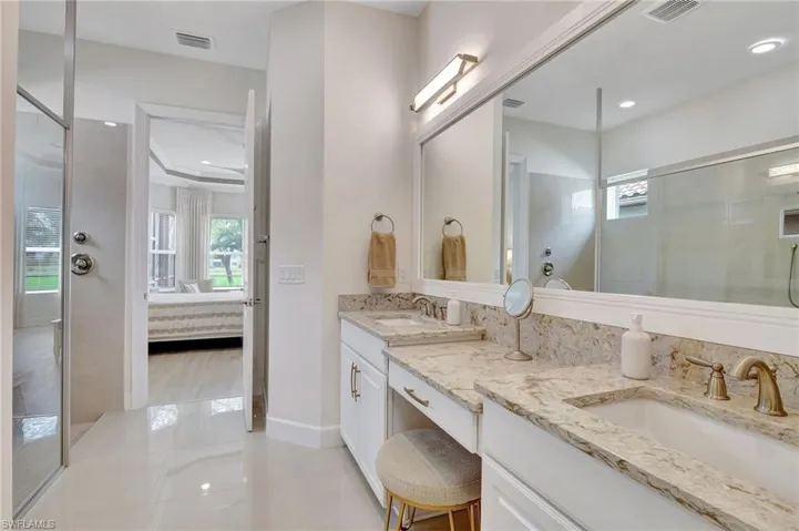 9486  Montelanico  LOOP, Naples, FL 34119