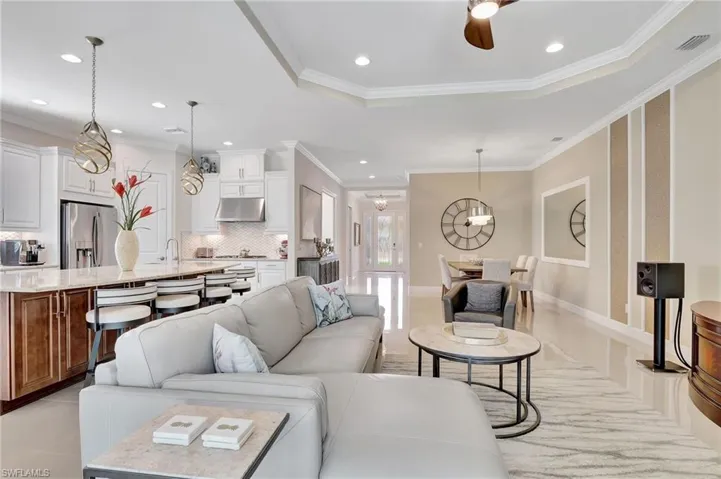 9486  Montelanico  LOOP, Naples, FL 34119