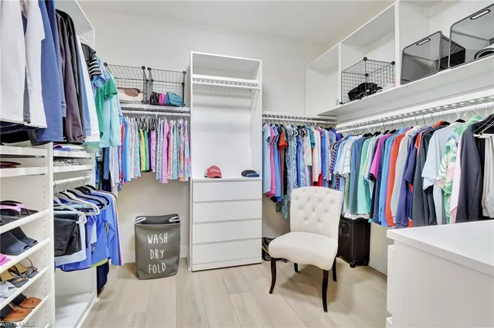 9486  Montelanico  LOOP, Naples, FL 34119