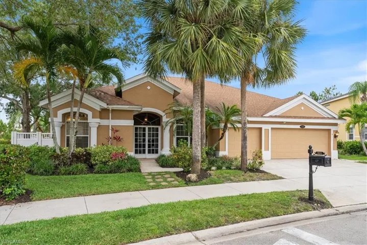 305  Spider Lily  LN, Naples, FL 34119