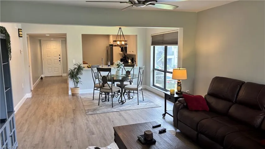 1211  Commonwealth  CIR, Naples, FL 34116