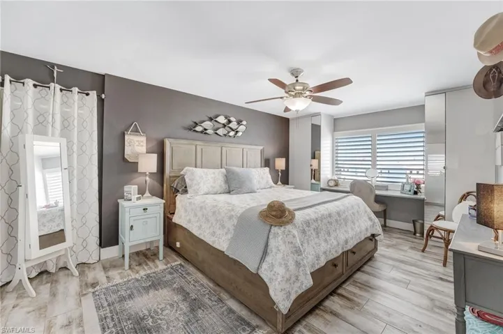 Huge Master bedroom