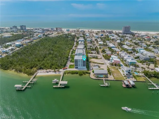 From Bay to Beach