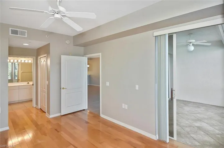 3860 Sawgrass Way 2615, Naples, Florida 34112