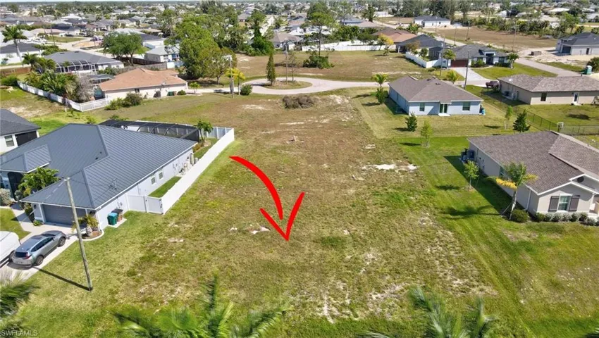 1325 Ne 34th Ln, Cape Coral Fl 33909