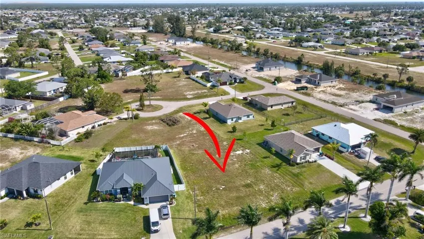 1325 Ne 34th Ln, Cape Coral Fl 33909