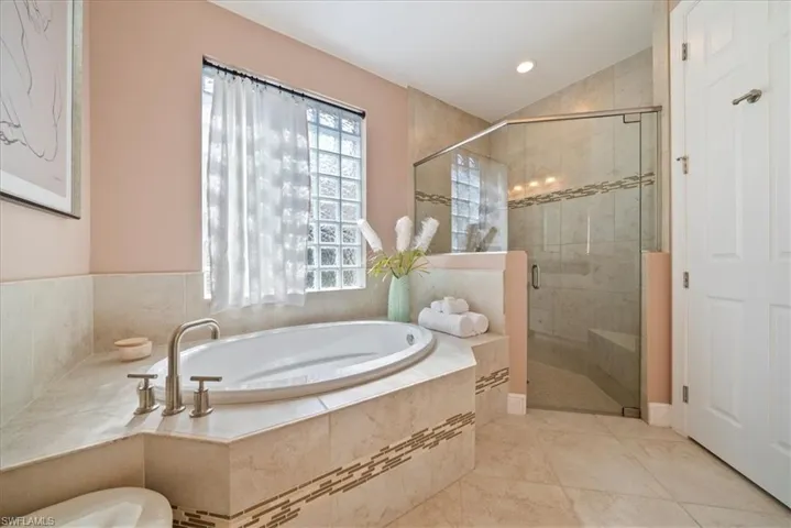 Separate Tub & Shower