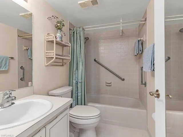 2nd Bathroom
