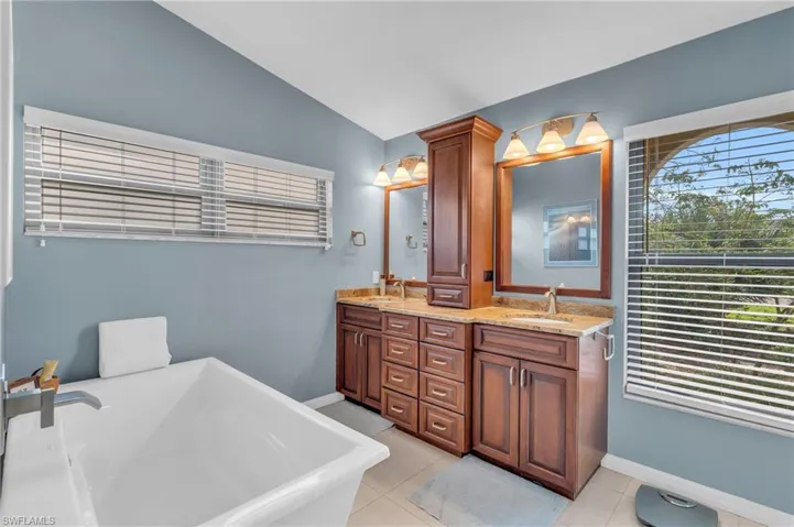 14631  Double Eagle  CT, Fort Myers, FL 33912
