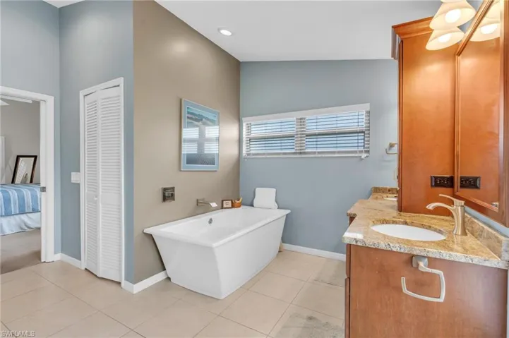 14631  Double Eagle  CT, Fort Myers, FL 33912